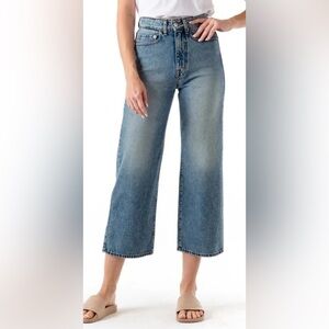 Modern American Savannah Jeans 31 X 26